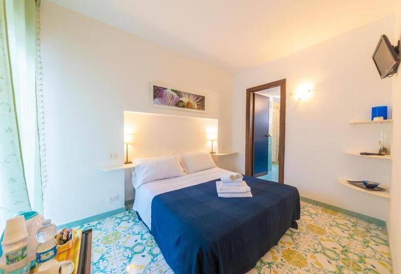 经济房, Maison Twentyfive