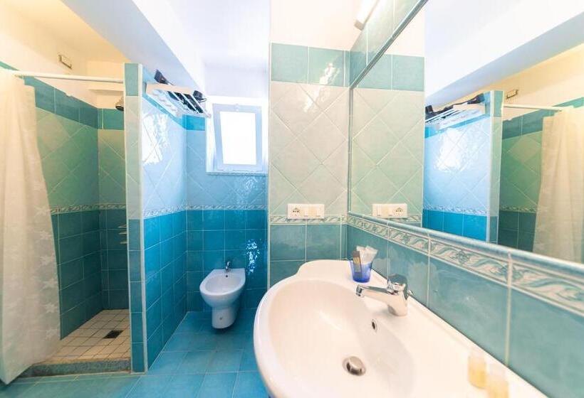 经济房, Maison Twentyfive