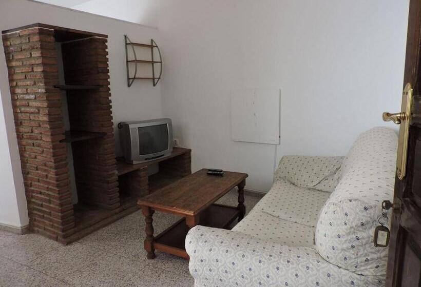 スタンダードスタジオ, Hospedaje Lisboa Algeciras