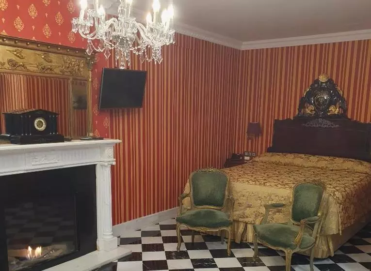 سوییت جونیور, Ateneo Sevilla