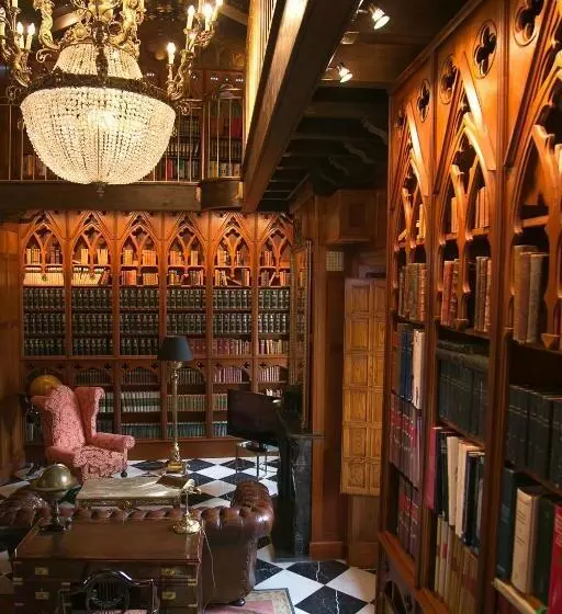 سوییت جونیور لوکس, Ateneo Sevilla