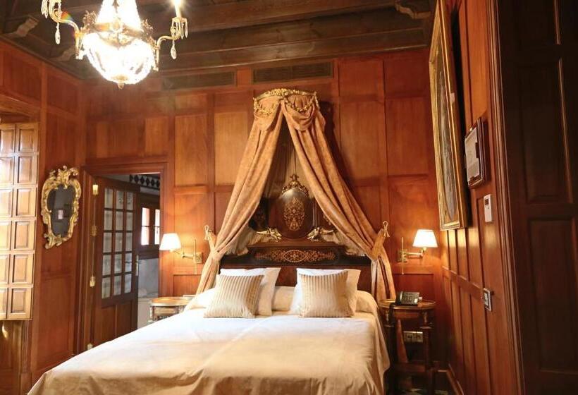 جناح جونيور ديلوكس, Ateneo Sevilla