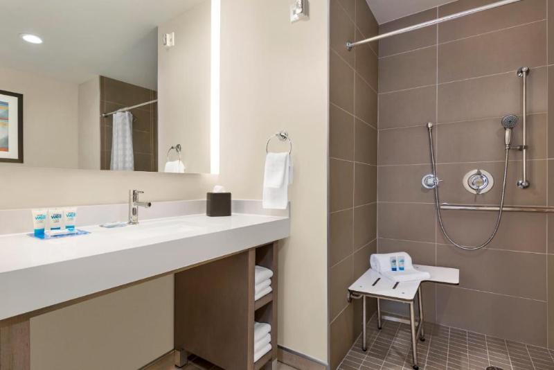 غرفة قياسية, Ateneo Sevilla