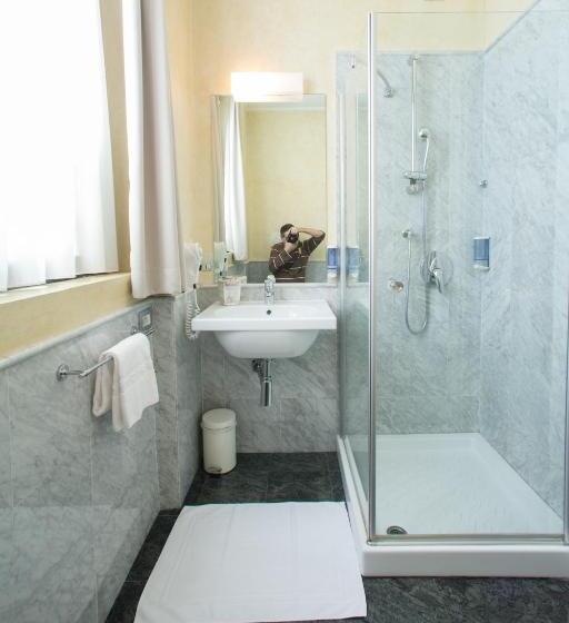 Habitació Estàndard, Berg