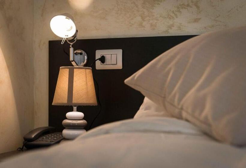 Habitació Triple Estàndard, Berg