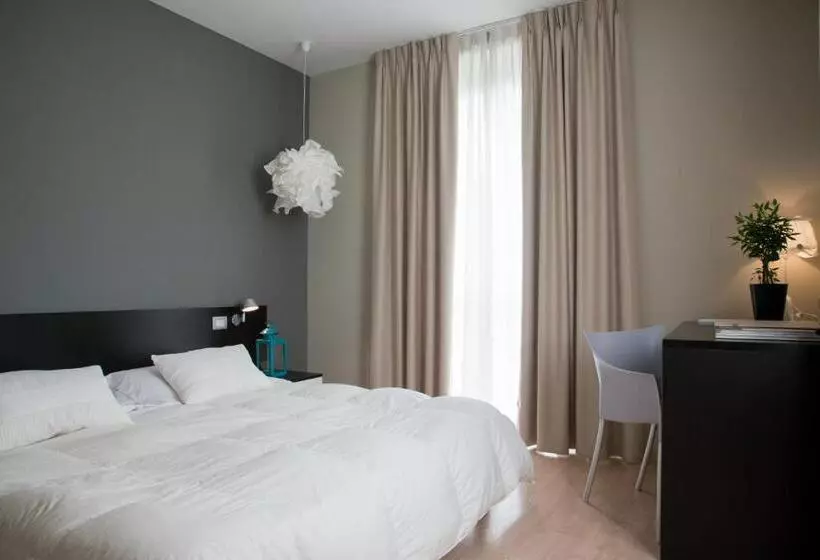 اتاق استاندارد برای معلولان, Berg