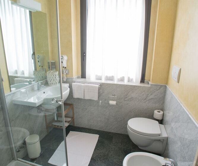 Habitación Estàndard Individual, Berg