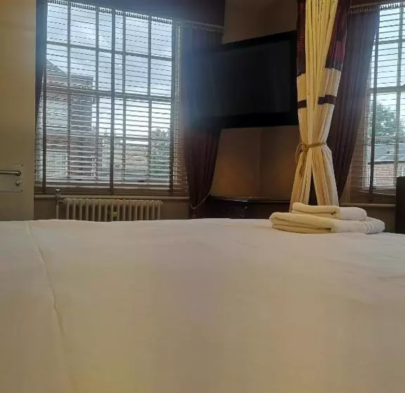 デラックススイート, Charlotte House