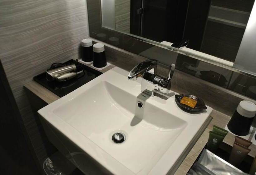اتاق لوکس با چشم‌انداز شهر, City Suites  Kaohsiung Chenai