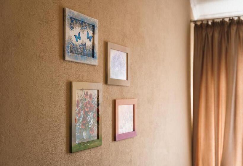 اتاق استاندارد, Globus