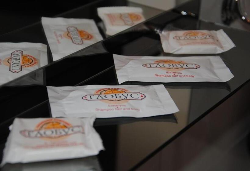 سوییت جونیور, Globus