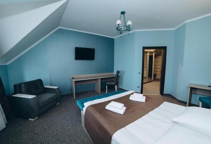 اتاق لوکس با بالکن, Globus