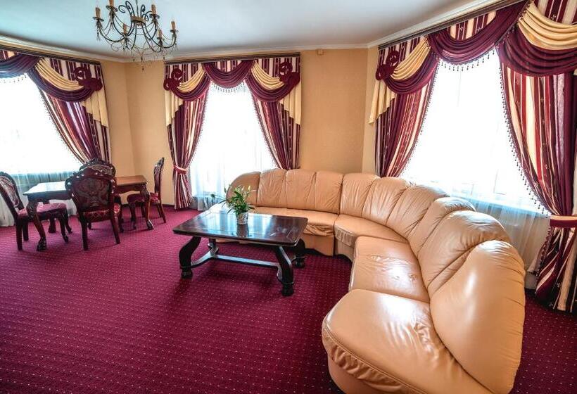 اتاق لوکس با بالکن, Globus