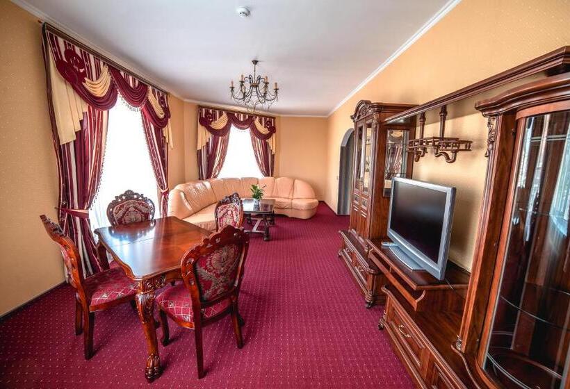 اتاق لوکس با بالکن, Globus