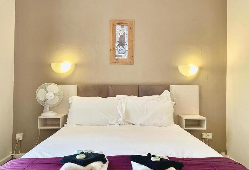 חדר אקונומי, The Durley Grange