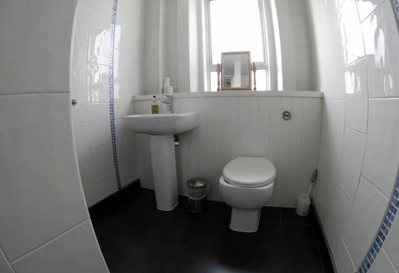 غرفة قياسية, Fairmount