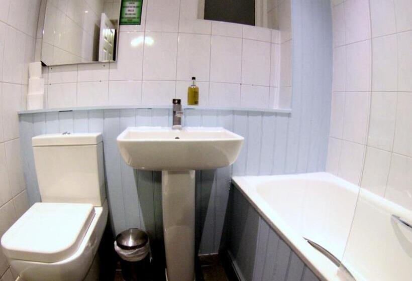 Четырехместный Номер Стандарт, Fairmount