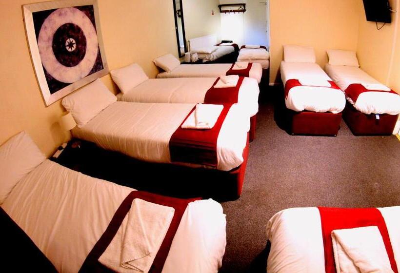 غرفة عائلية, Fairmount