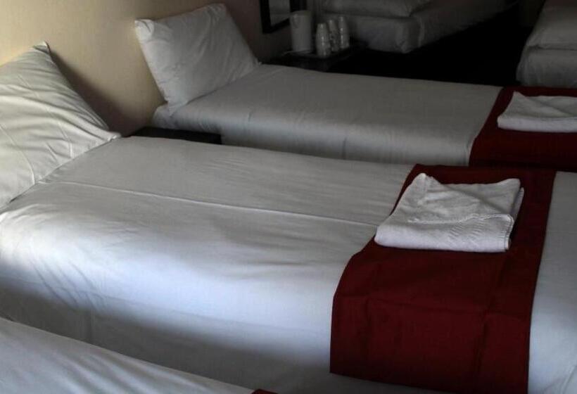 غرفة عائلية, Fairmount