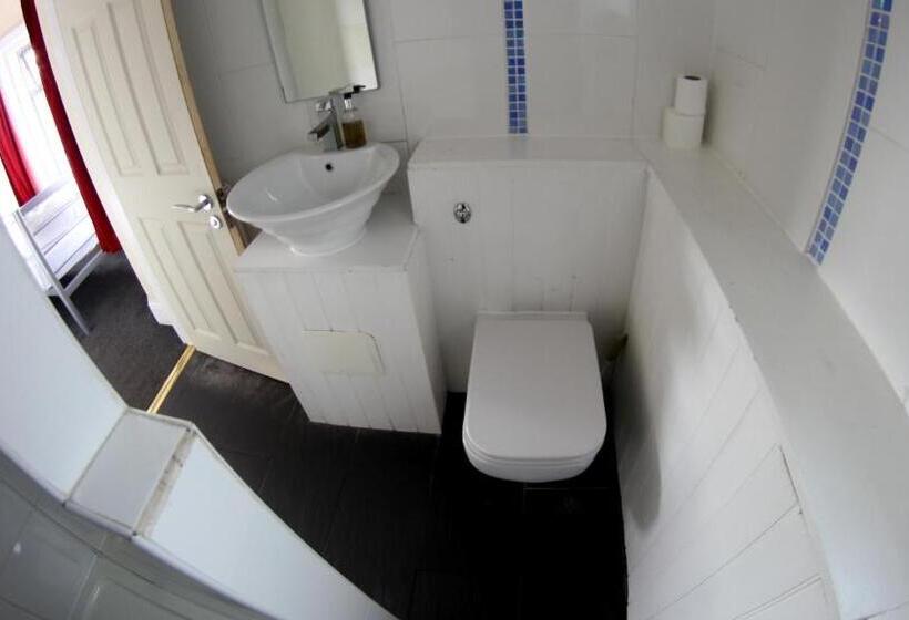 غرفة عائلية, Fairmount