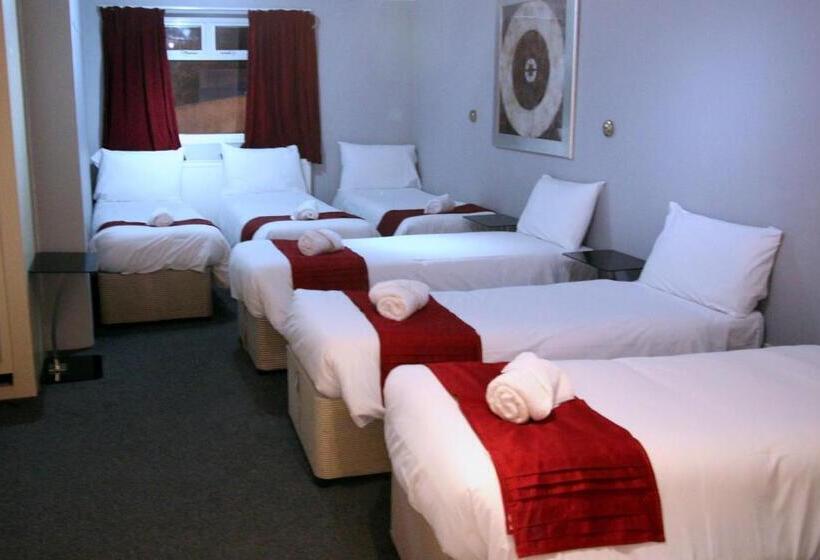 غرفة عائلية, Fairmount