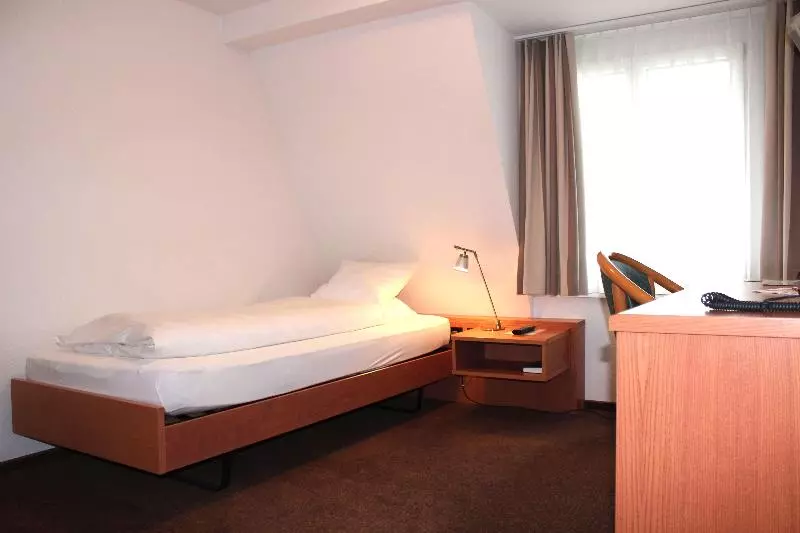 クラシックシングルルーム, Freihof Swiss Lodge