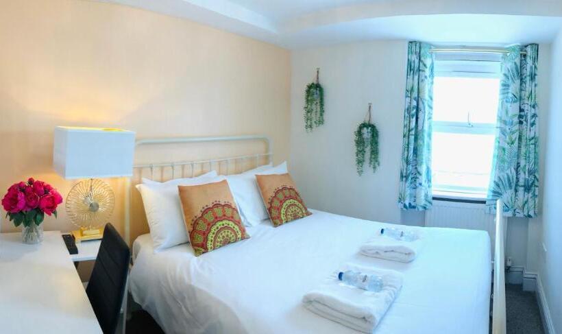 Номер Стандарт, Grand Pier Guest House