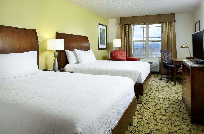 Номер Премиум, Hilton Garden Inn Roanoke