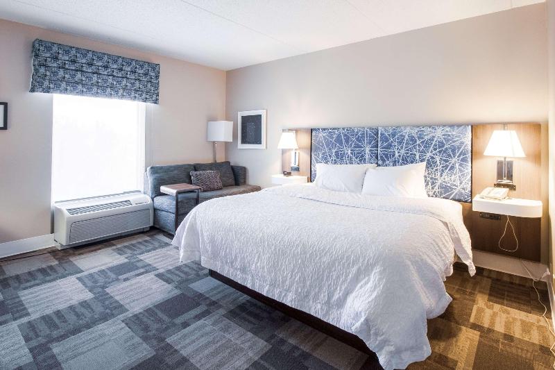 غرفة قياسية, Hilton Garden Inn Roanoke