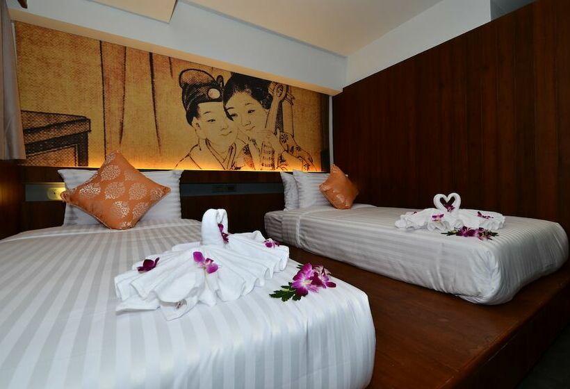 디럭스 룸, Lap Roi Karon Beachfront