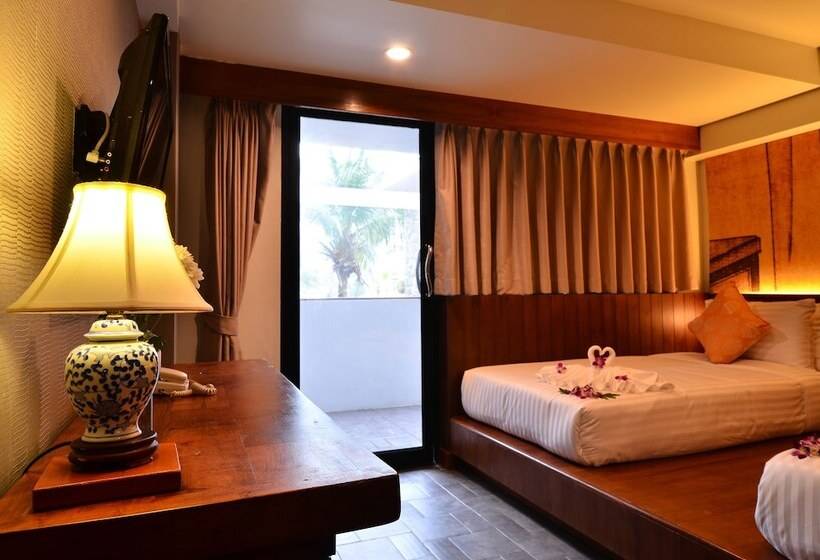 디럭스 룸, Lap Roi Karon Beachfront
