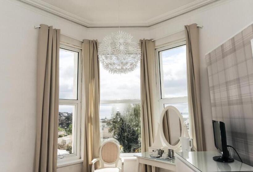 اتاق استاندارد با چشمانداز دریا, Nethway