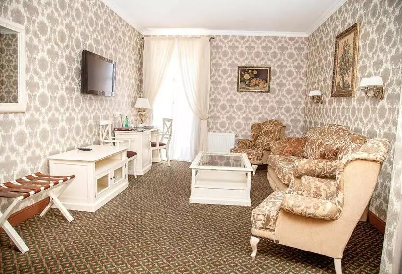 スイート, Optima Collection Kamianets Podilskyi