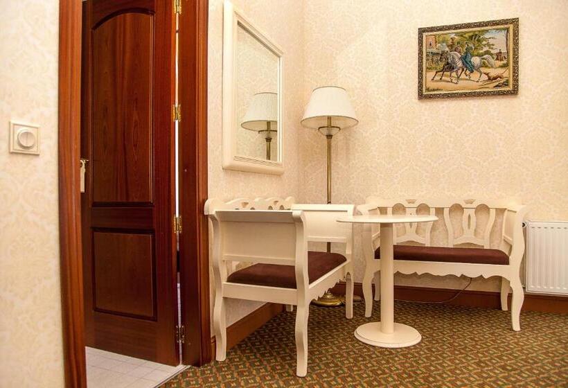 سوییت, Optima Collection Kamianets Podilskyi