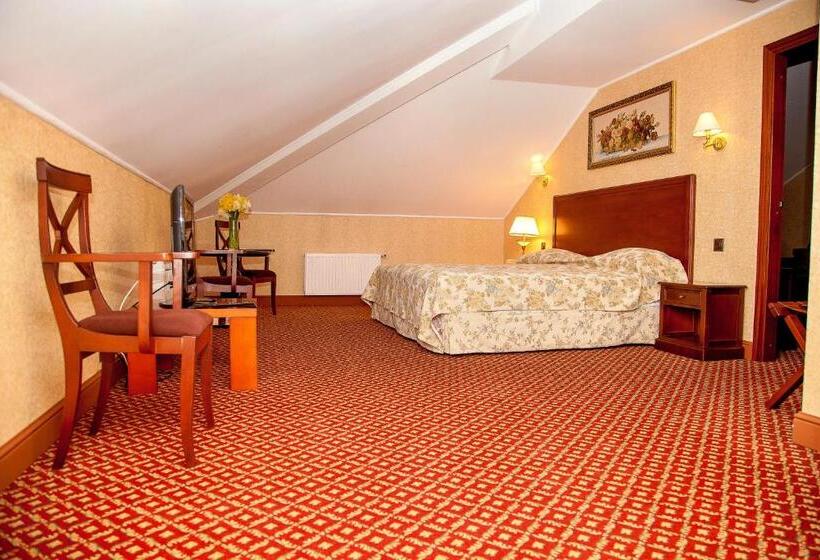 سوییت, Optima Collection Kamianets Podilskyi