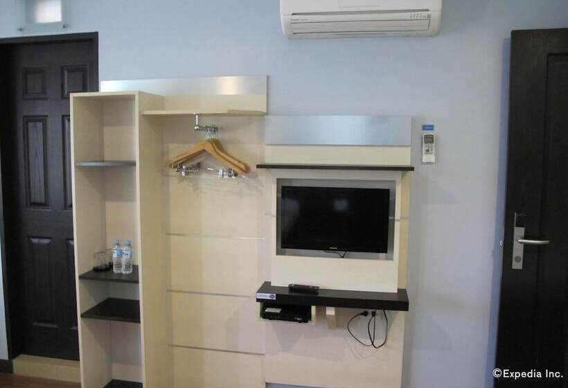 חדר סופריור, Sugbutel Family