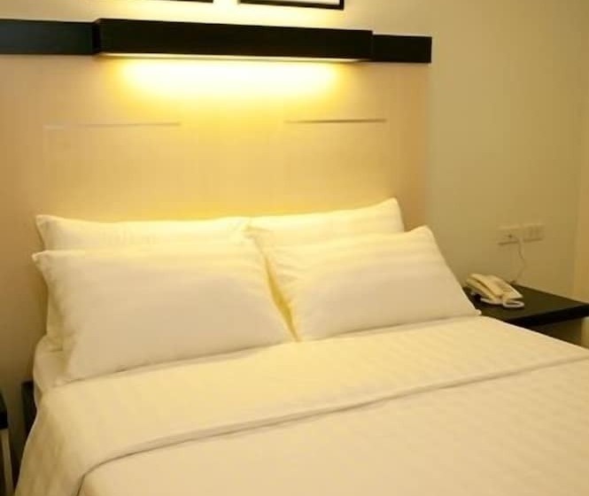 חדר סופריור, Sugbutel Family