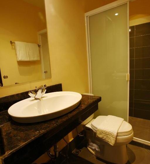 חדר סופריור, Sugbutel Family