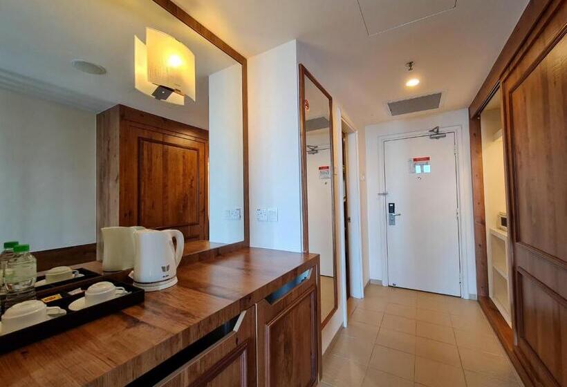 سوییت, Swan Garden