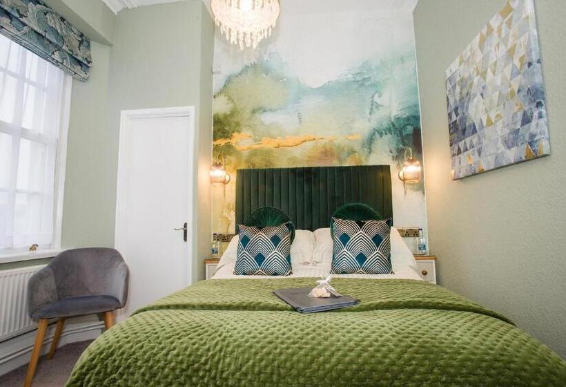 スタンダードルーム, The Cleveland