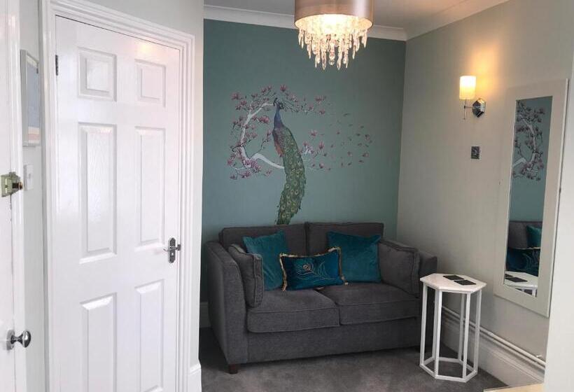 スイート, The Cleveland