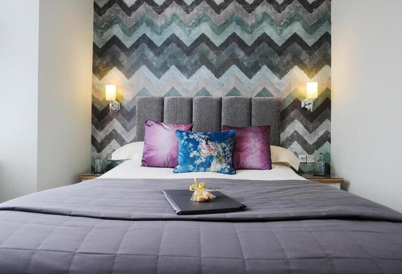 スイート, The Cleveland