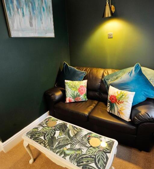 キングサイズベッドのスイートルーム, The Cleveland