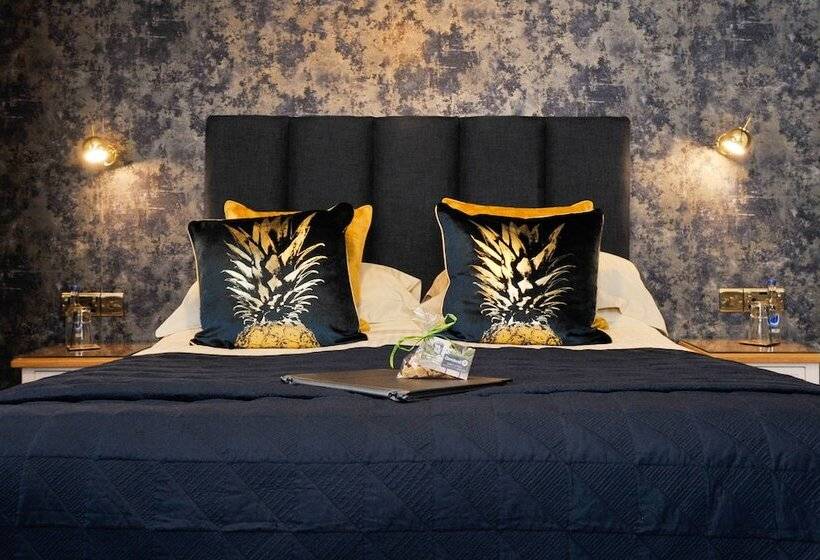 スーペリアールーム, The Cleveland