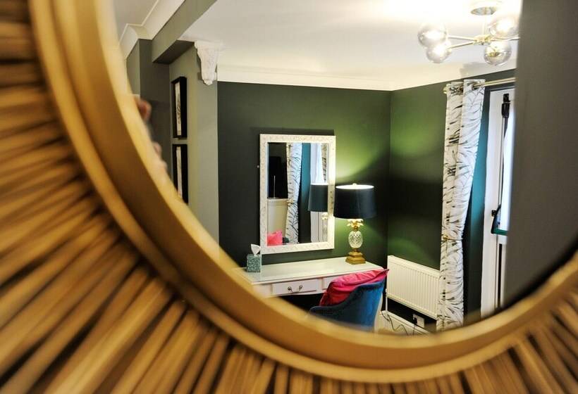 キングサイズベッドのスイートルーム, The Cleveland