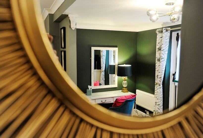 キングサイズベッドのスイートルーム, The Cleveland