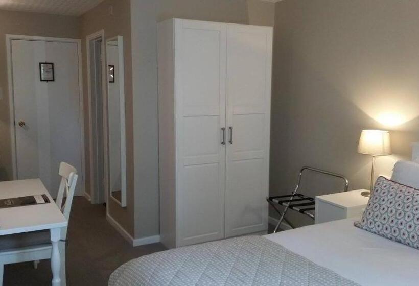 スタンダードルーム, The Thatch Inn