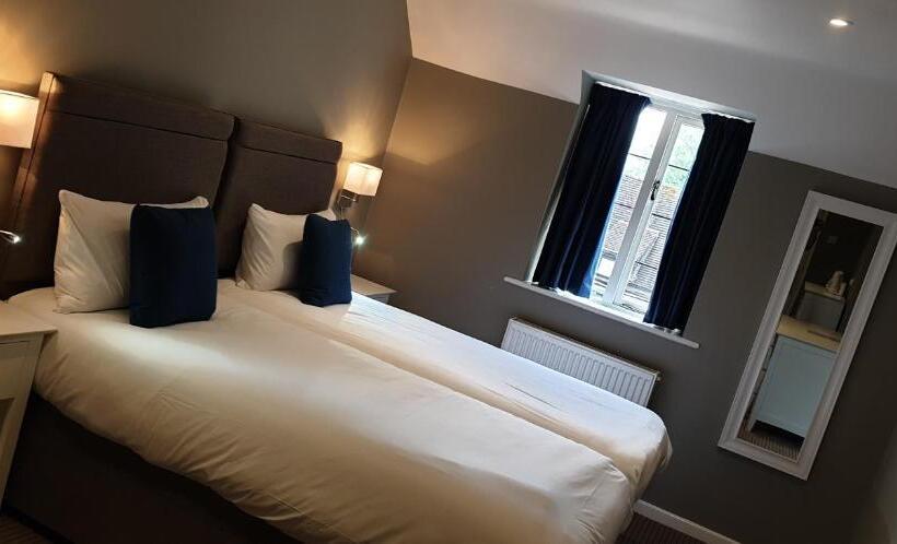 スタンダードルーム, The Thatch Inn