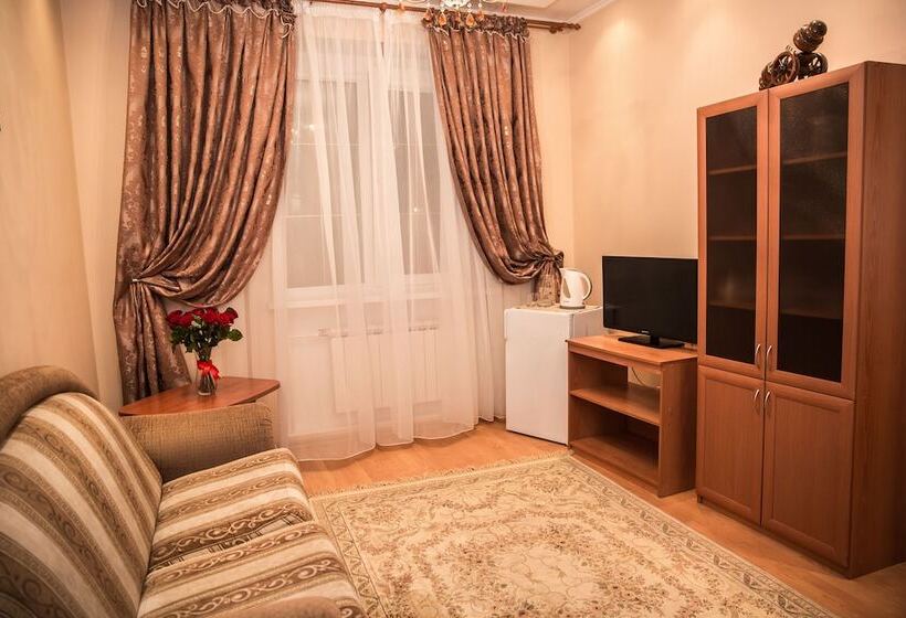 Люкс, Vip House