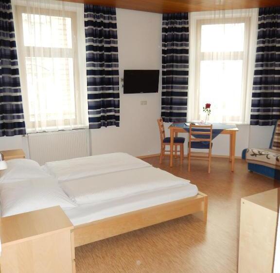 اتاق استاندارد, Wilder Mann